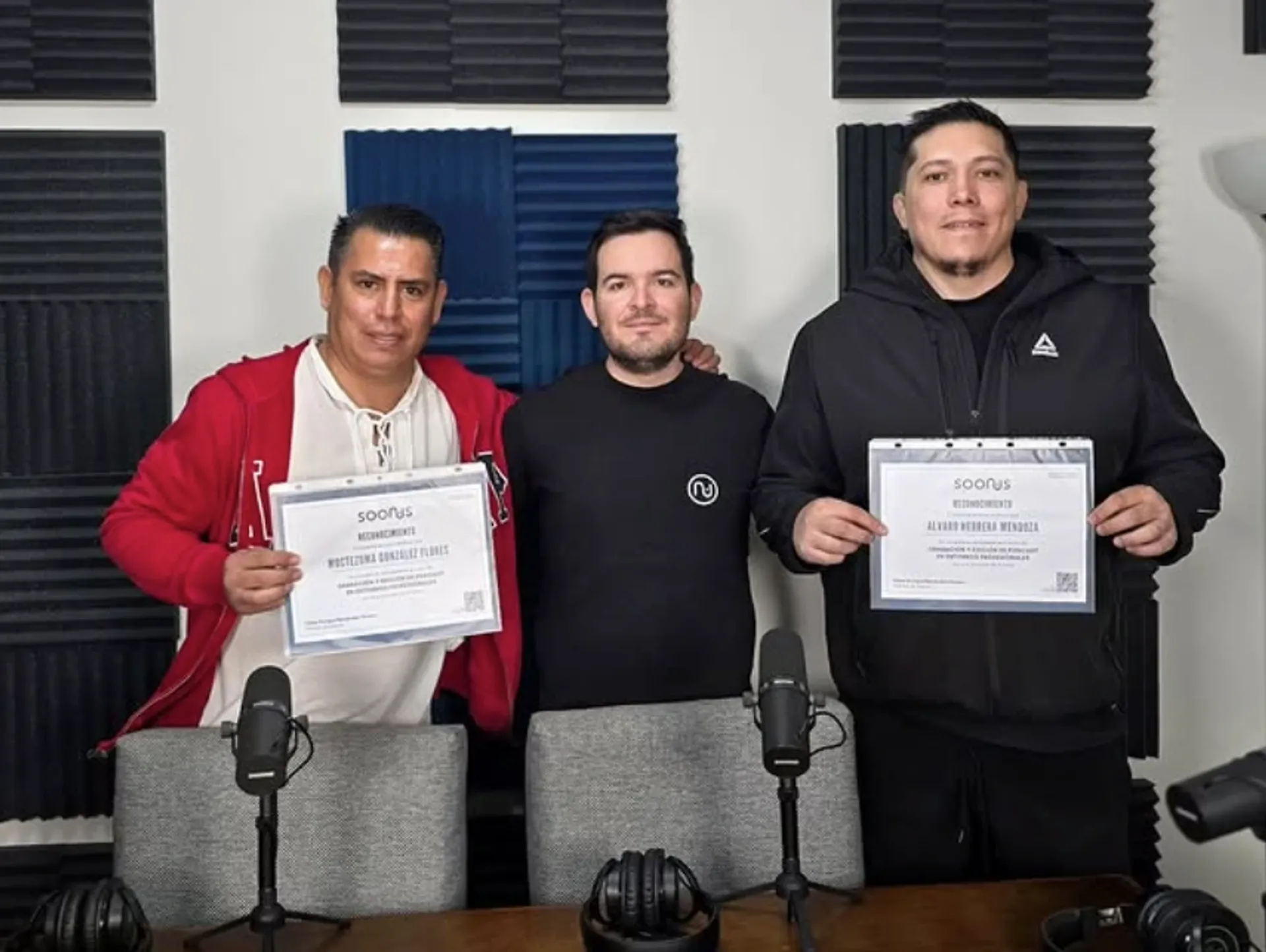 Sesión práctica de capacitación personalizada en estudio Soonus